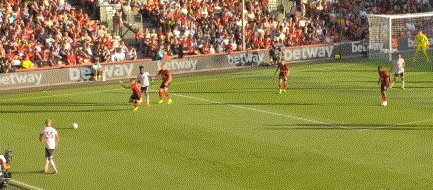 1661029813376033230.gif 动画 (3440).gif